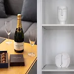 5013 Kleber - Near Arc De Triomphe *