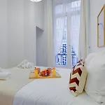 5013 Kleber - Near Arc De Triomphe Daire